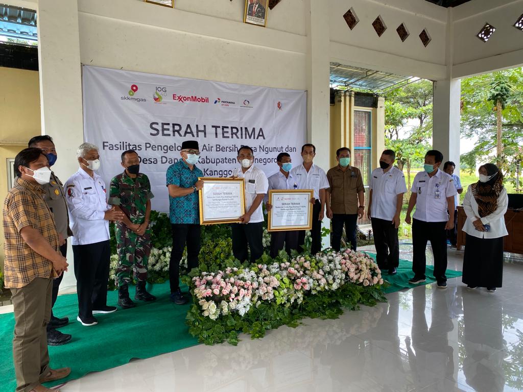 Serah terima fasilitas pengelolaan air bersih