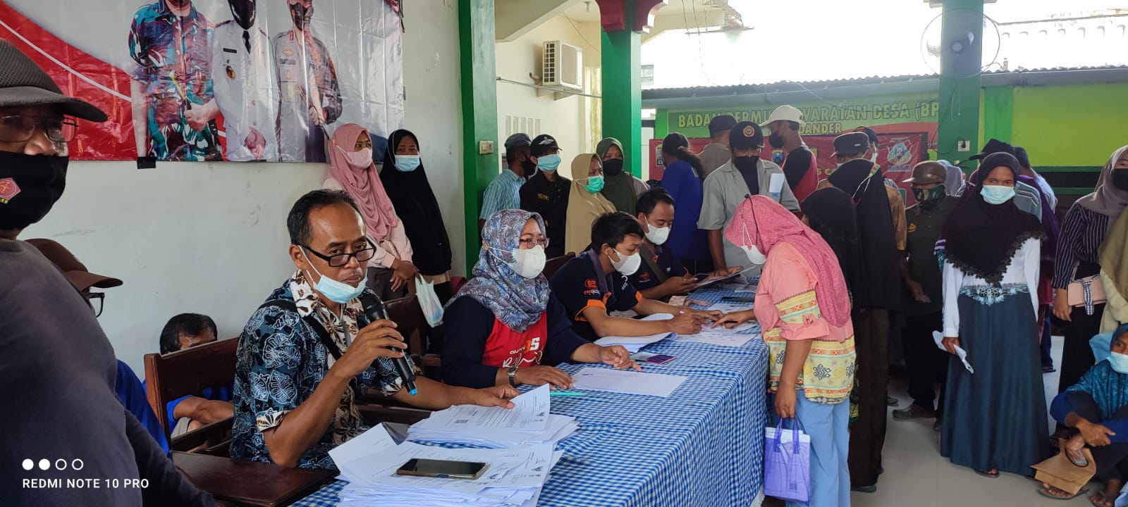 Penyaluran Bantuan Langsung Tunai Minyak Goreng dan Dana BPNT di Desa Dander