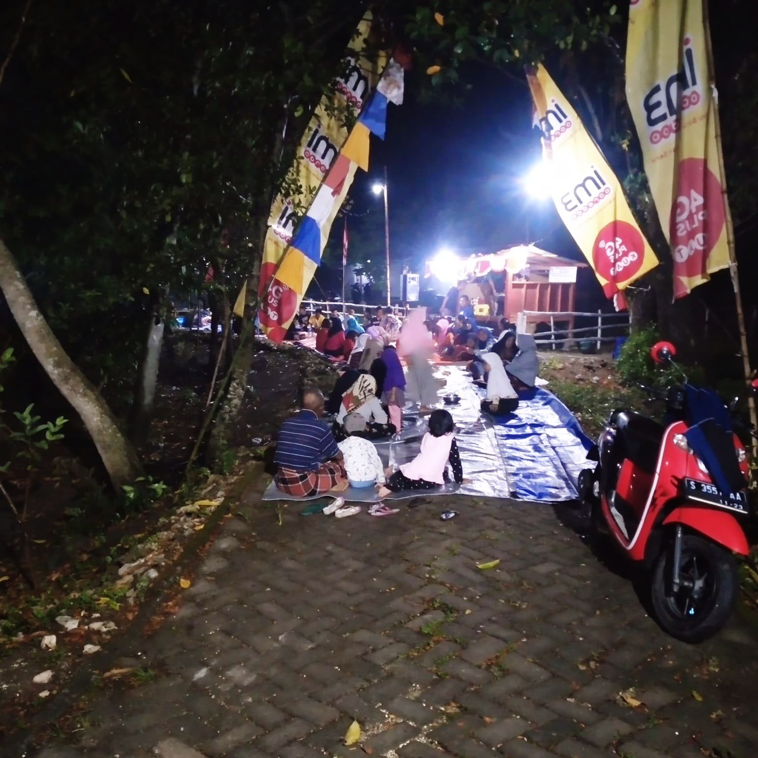 Kemeriahan Peringatan HUT RI ke – 77 di Desa Dander