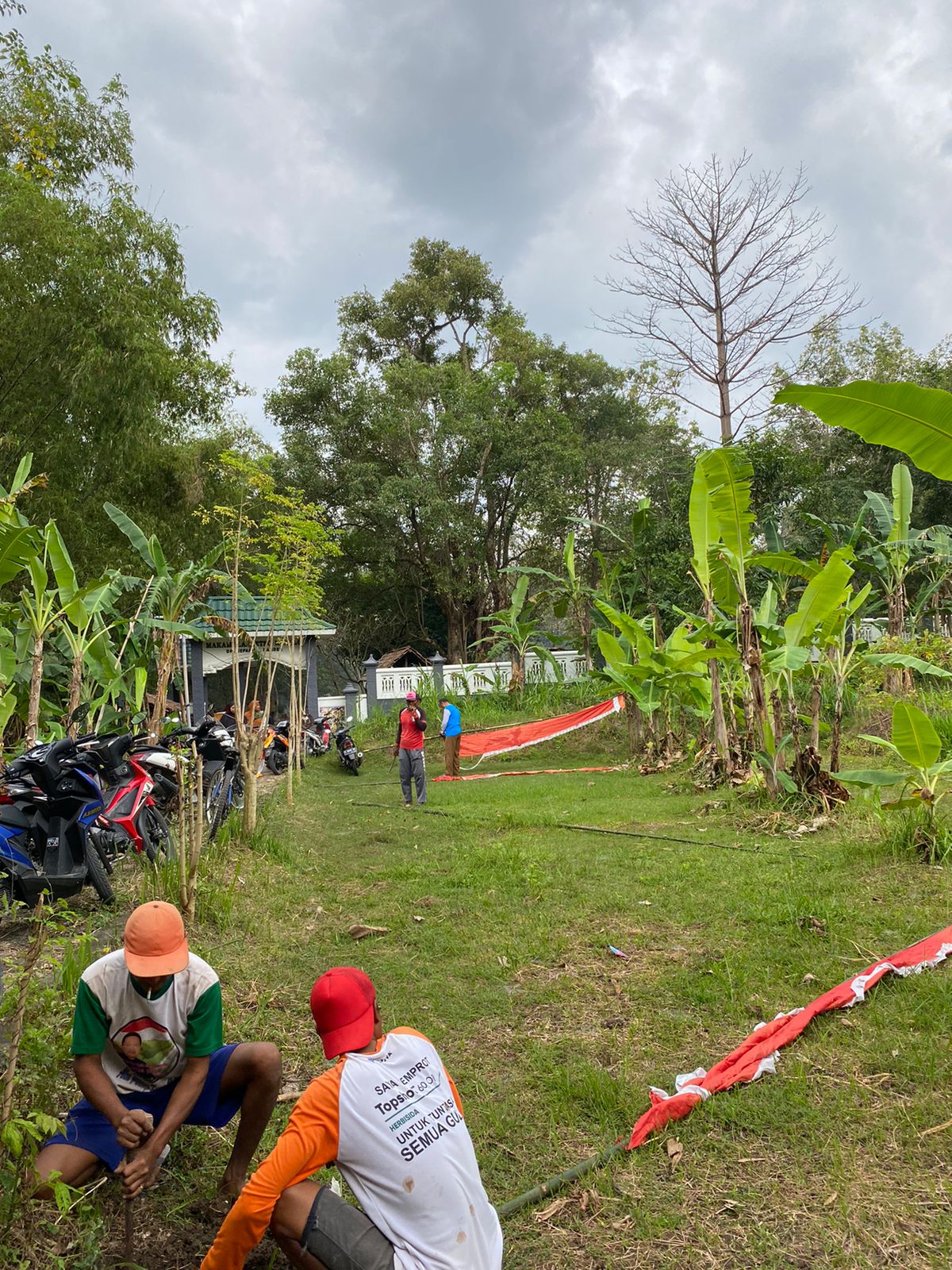 Kerja Bhakti Dalam Rangka Sedekah Bumi Dusun Jepar Tahun 2022