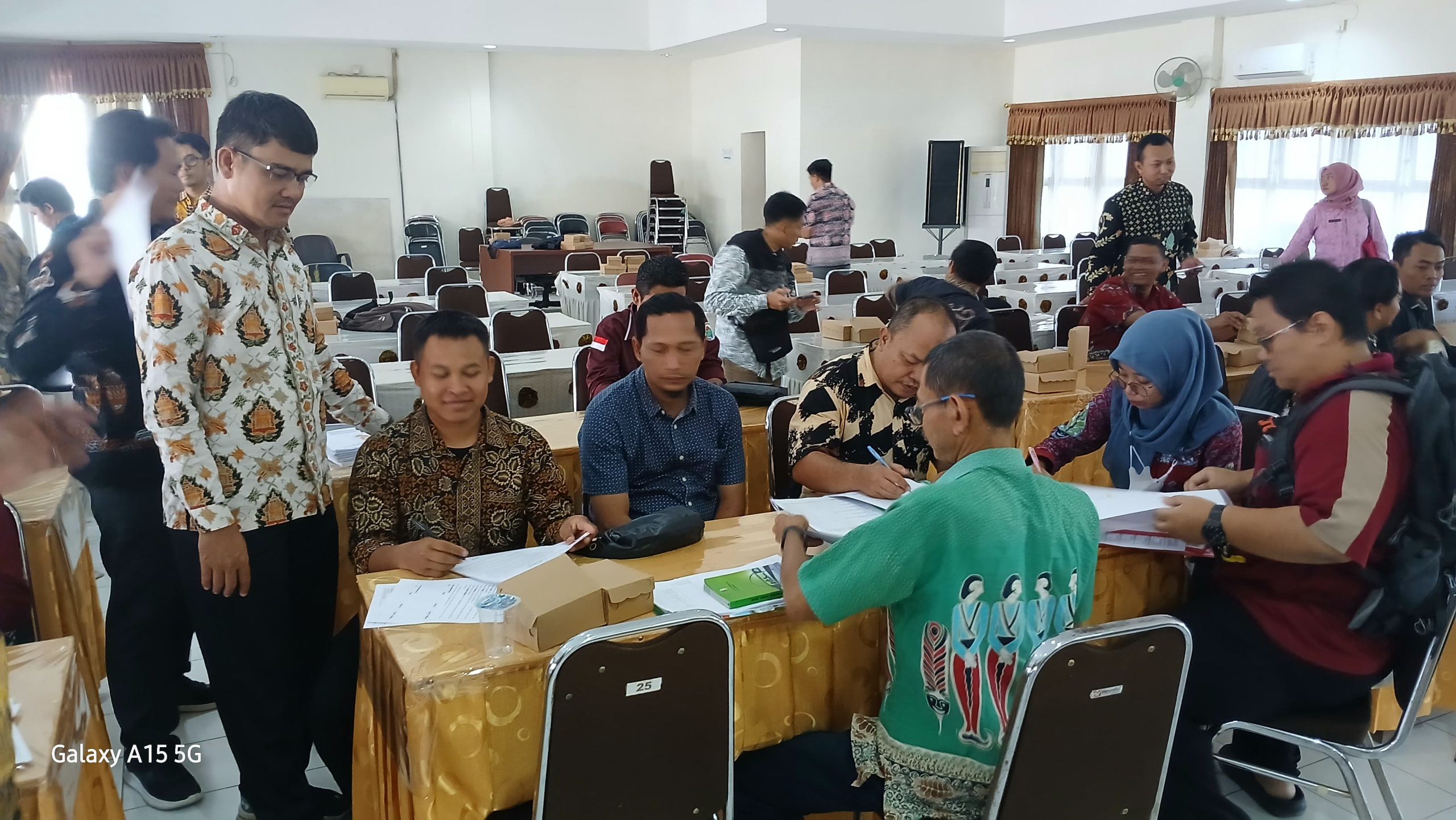 Pemerintah Desa Dander Ikuti Desk RKP Desa Tahun 2025 Di Dinas PMD Kabupaten Bojonegoro